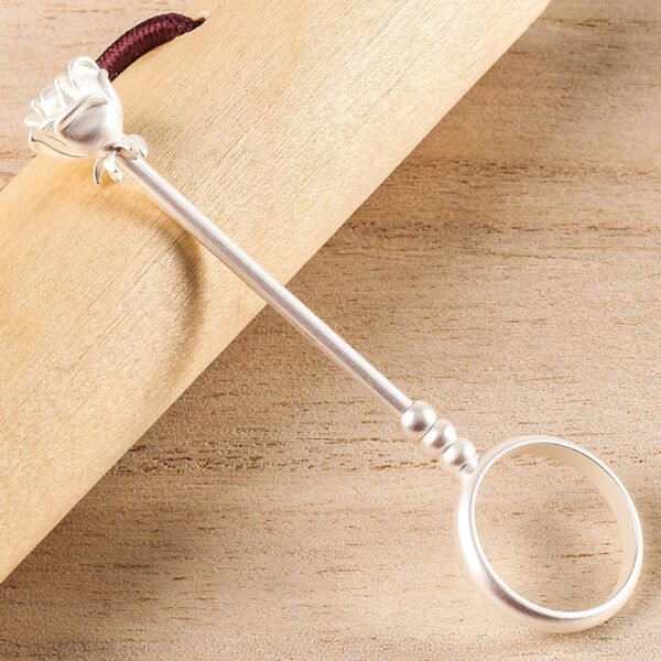 Urban Men And Women Youth Games Office Smoking Ring